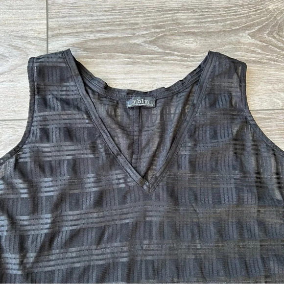 Mblm Sleeveless Sheer Gingham Stretchy Top in Black - Picture 4 of 12